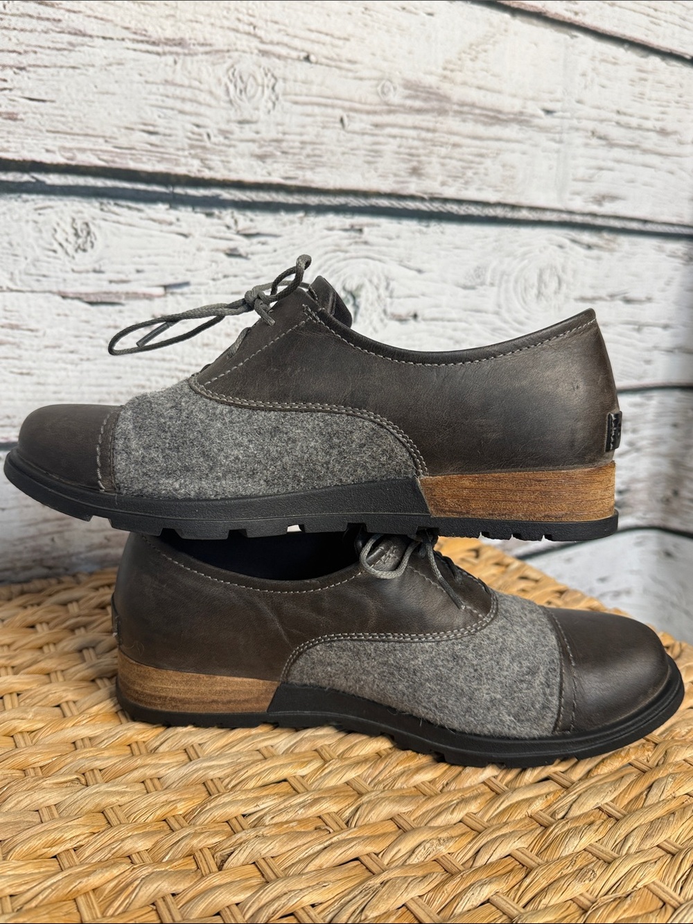 Sorel Major Oxford distressed brown Leather & gray Wool - Picture 3 of 13